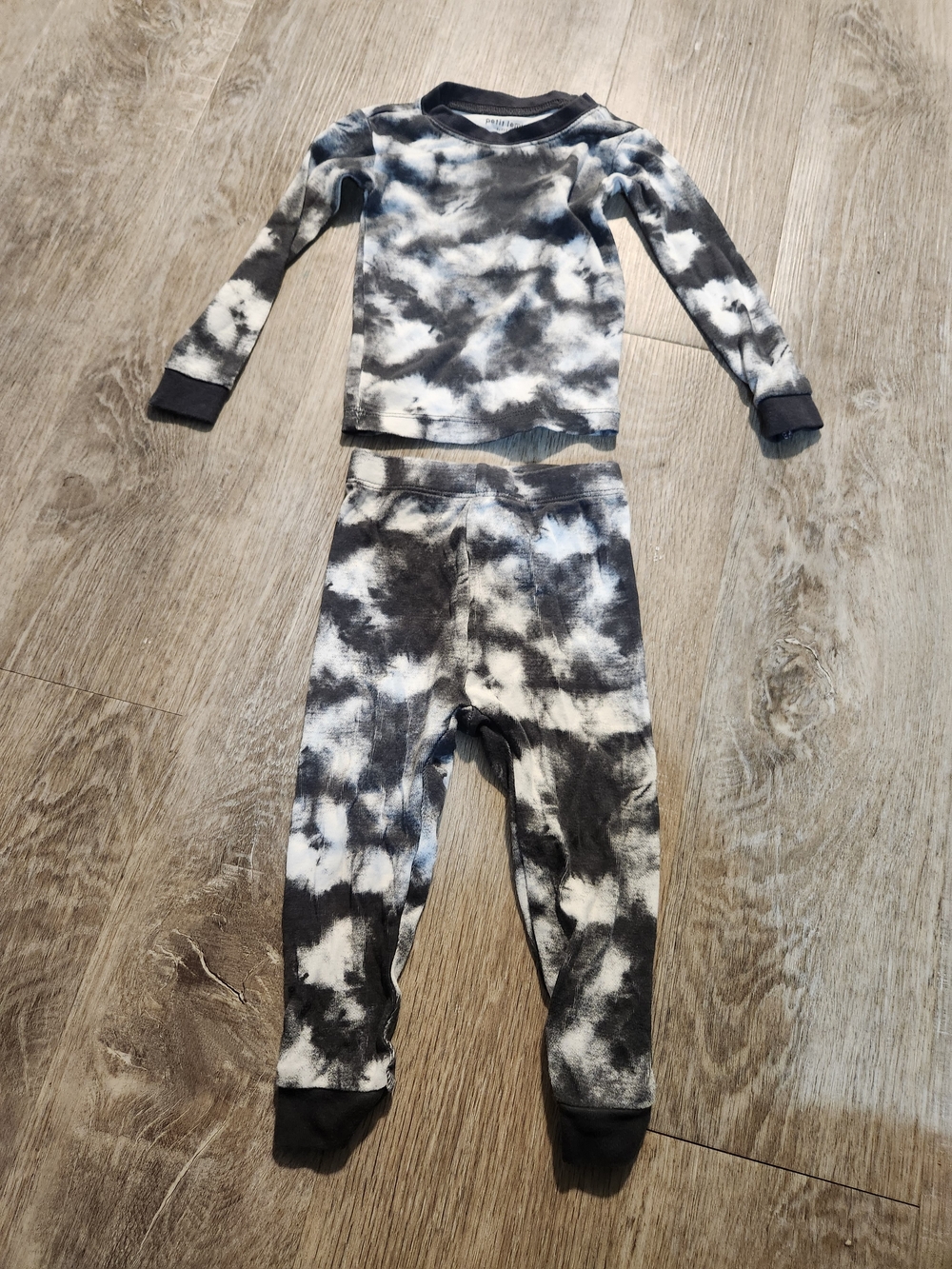 Petit Lem Gray & White Tie-Dye Thermal Set